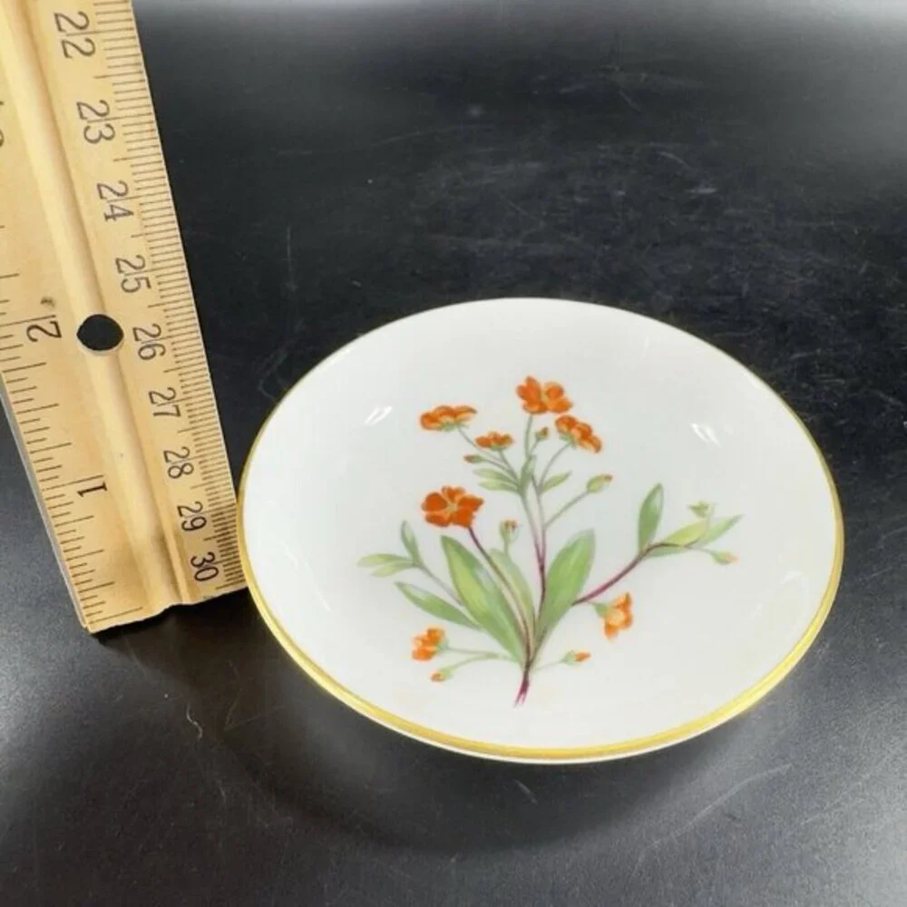 Minton Fine Bone China England Meadow‎ Round Dish Plate Porcelain Flowers